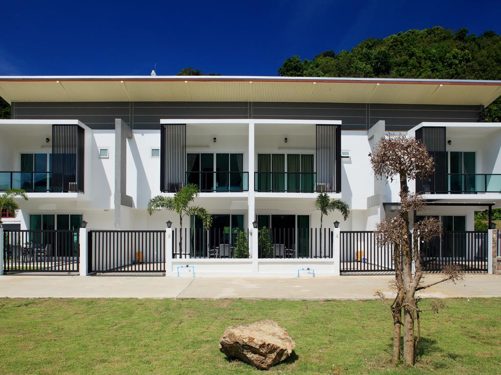 Kata Hill View Villas By Kata Sea View Villas Room photo