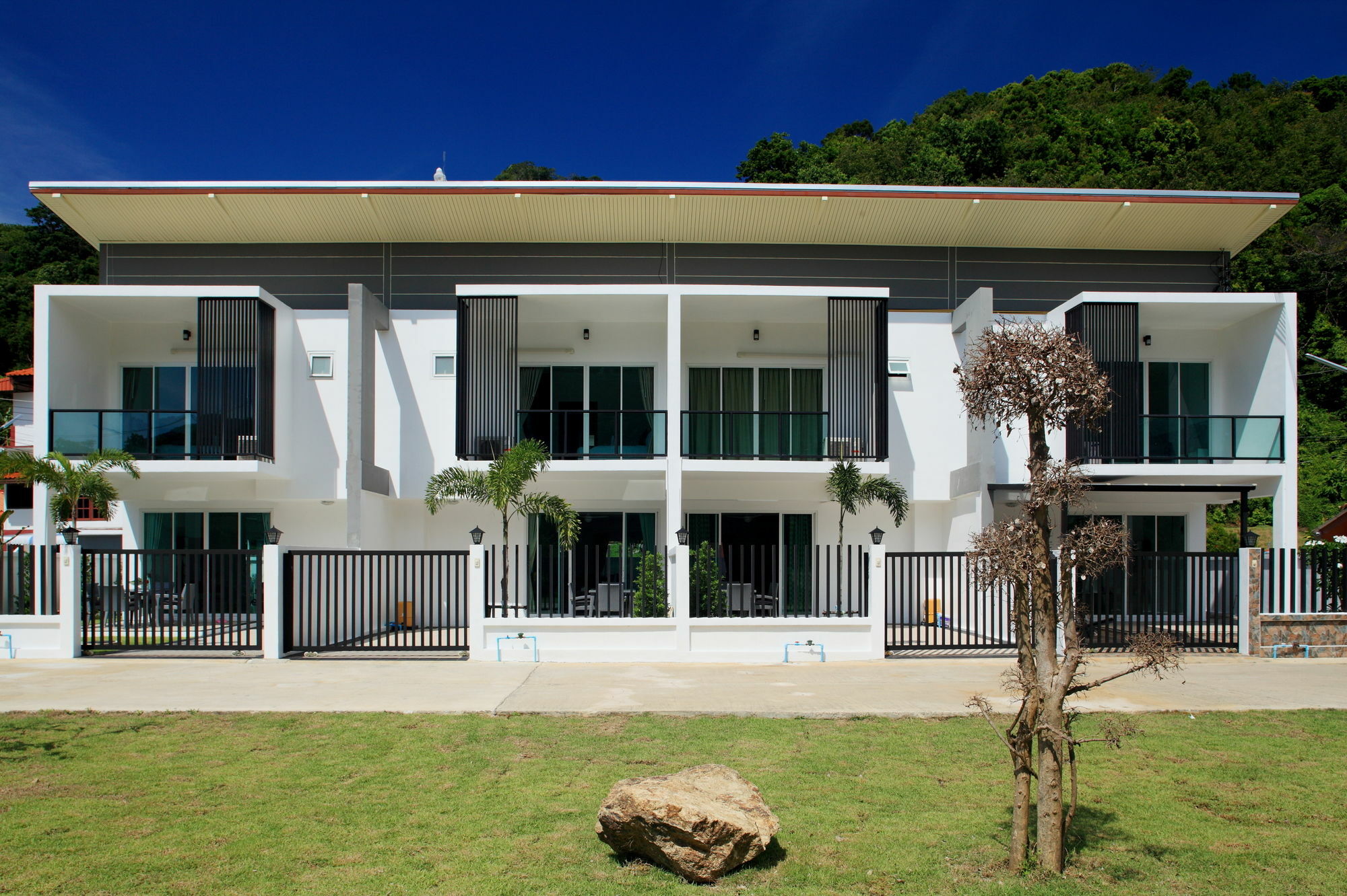 Kata Hill View Villas By Kata Sea View Villas Exterior photo